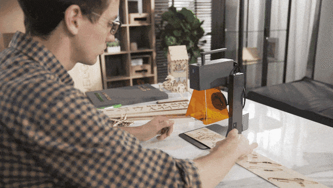 LaserPecker LP2 Pro 5W Laser Engraver